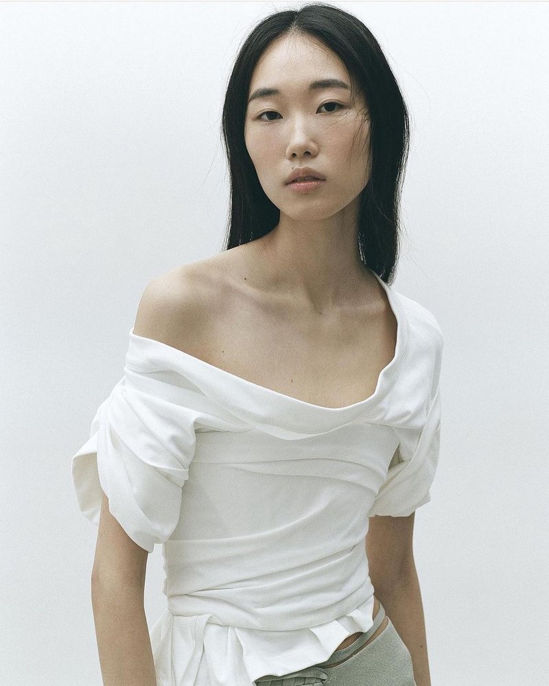 Diya Zhang portfolio photo 8